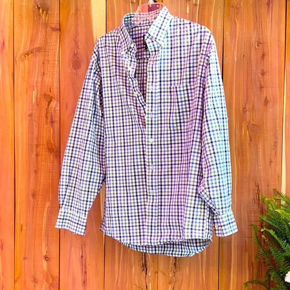 Mens size Medium long sleeve button up shirt from Jos. A. Bank - Picture 1 of 7